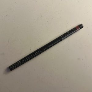 FREE w/Purchase! - Avon Glimmersticks Lip Liner Red Brick - D450